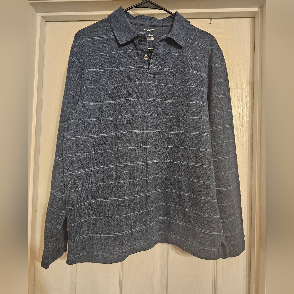 Men's Van Heusen Polo. Size:L.